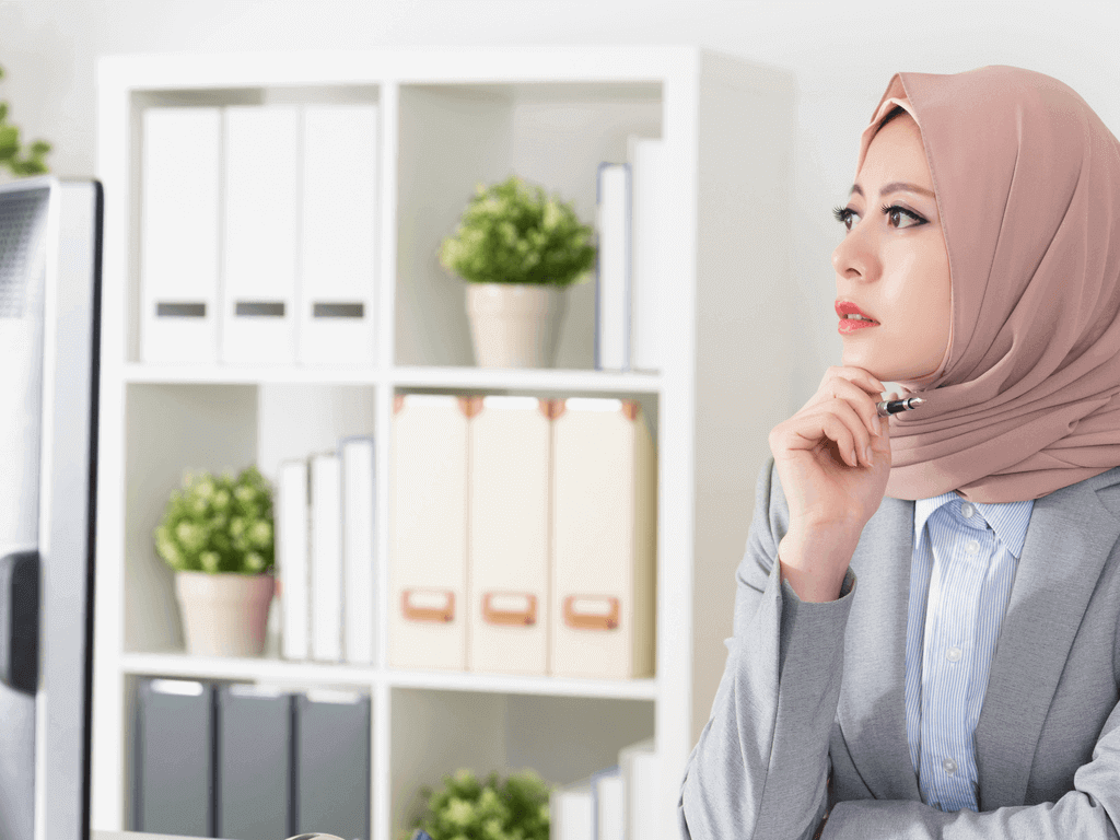 woman facing religious discrimination in the workplace